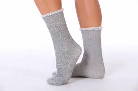La chaussette Originale, compression légère à la cheville, disponible en gris, charcoal, naturel et noir 38.00$/XS-S-M-L ,42.00$ /XL ( 48.00$ XXL dans le gris et noir seulement ) taxes incluses